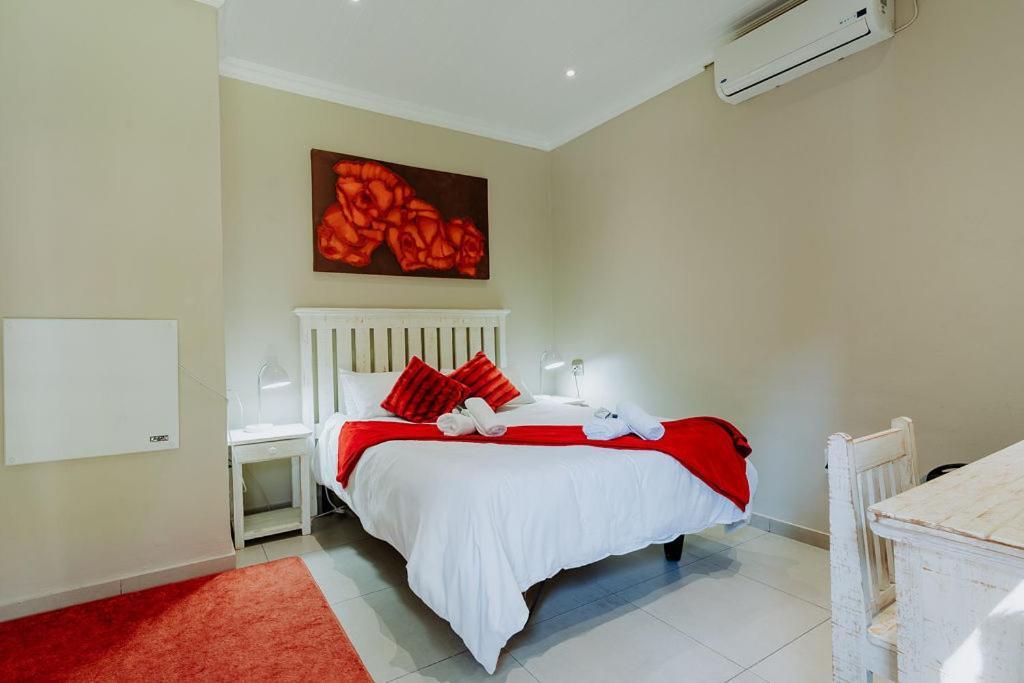 Riverbank Lodge Upington Exterior photo